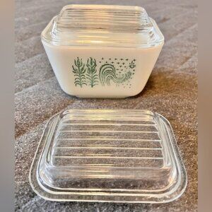 Vintage Pyrex Amish Butterprint turquoise Rooster Small Glass Dish with a Lid